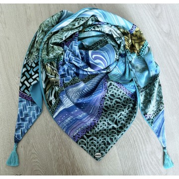 Foulard soyeux UNIVERS.