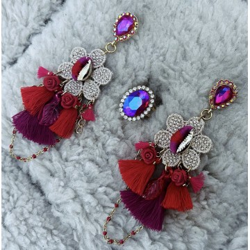 Boucles d'oreilles coquillage rouge strass.