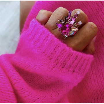 Bague réglable diamant strass fuchsia.