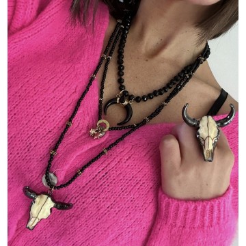 Collier multi-rangs noir gun buffle.