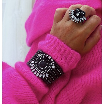 Bague réglable black et strass.